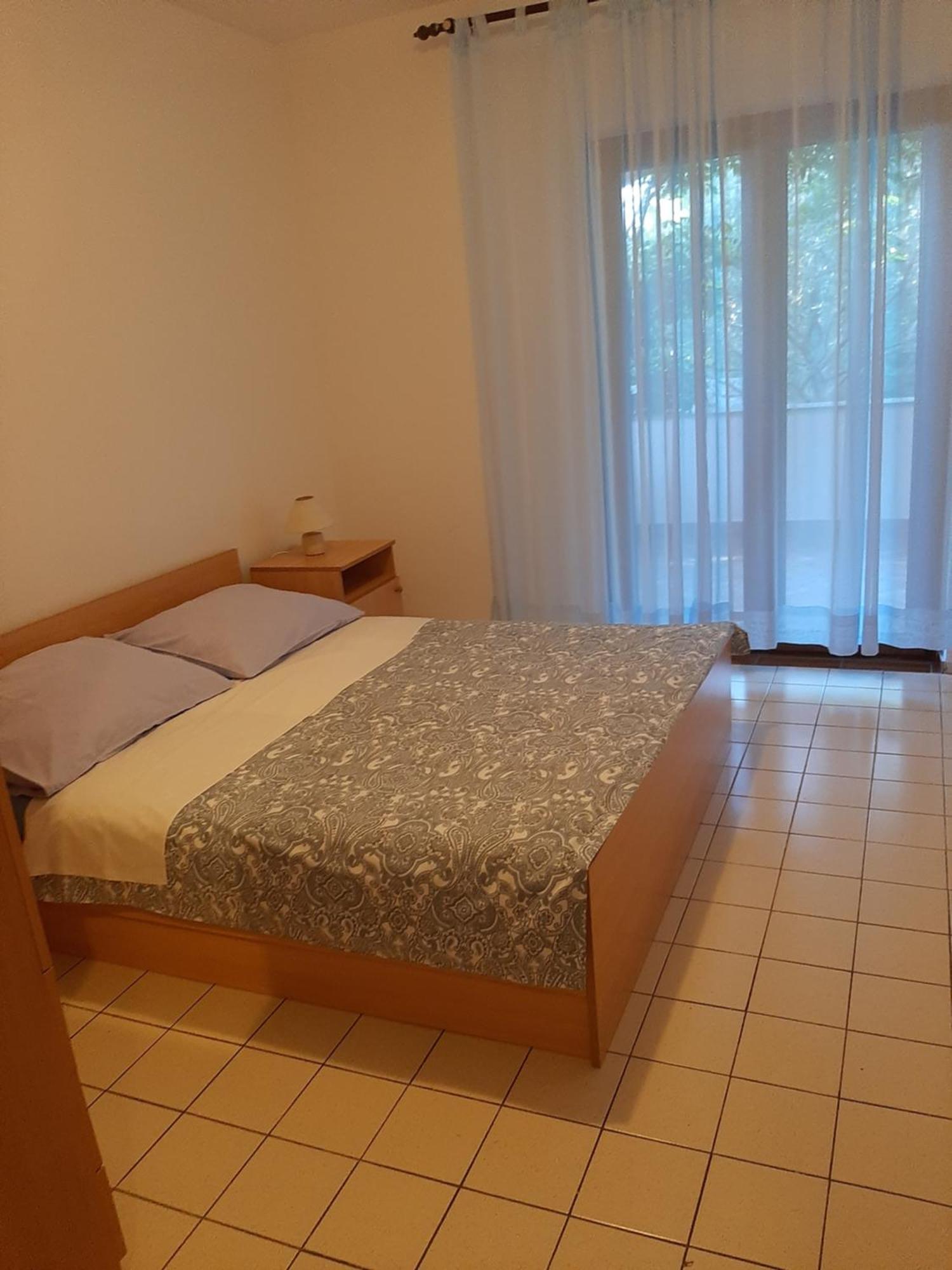 Apartments Marta Starigrad Paklenica Quarto foto